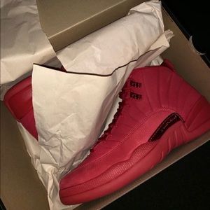 Jordan 12s